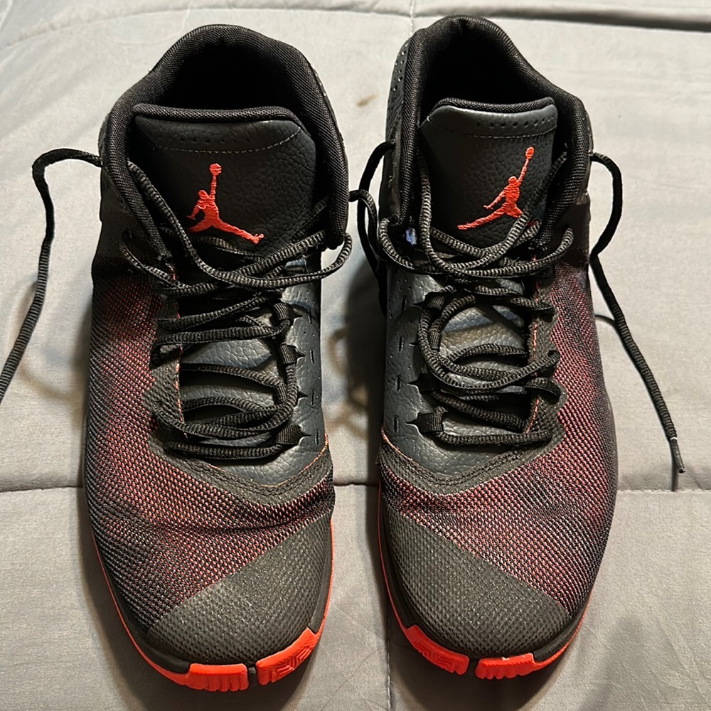 Used men’s Nike Jordan’s LN3 on the tag. Size 11